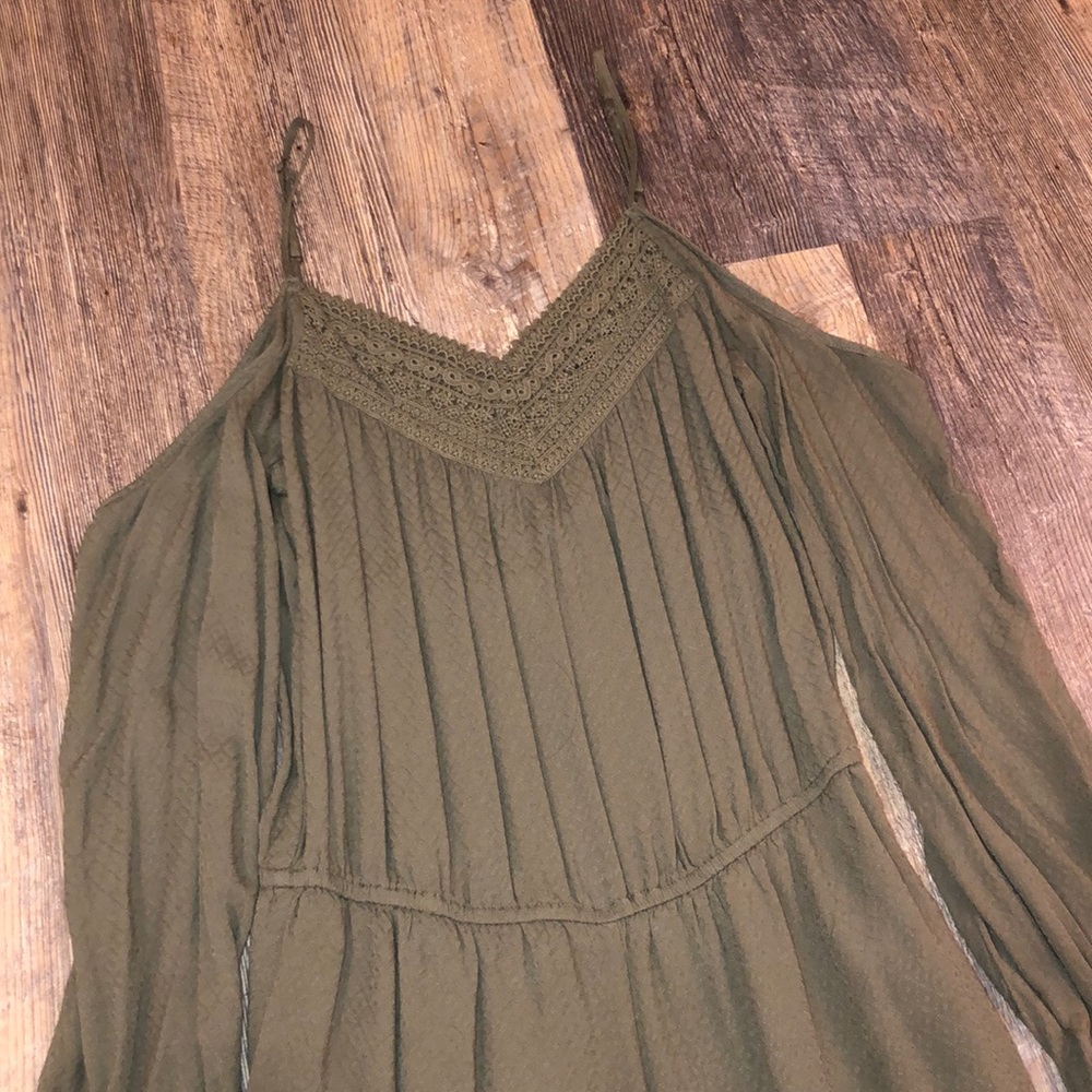 Romper✨ - Picture 3 of 4